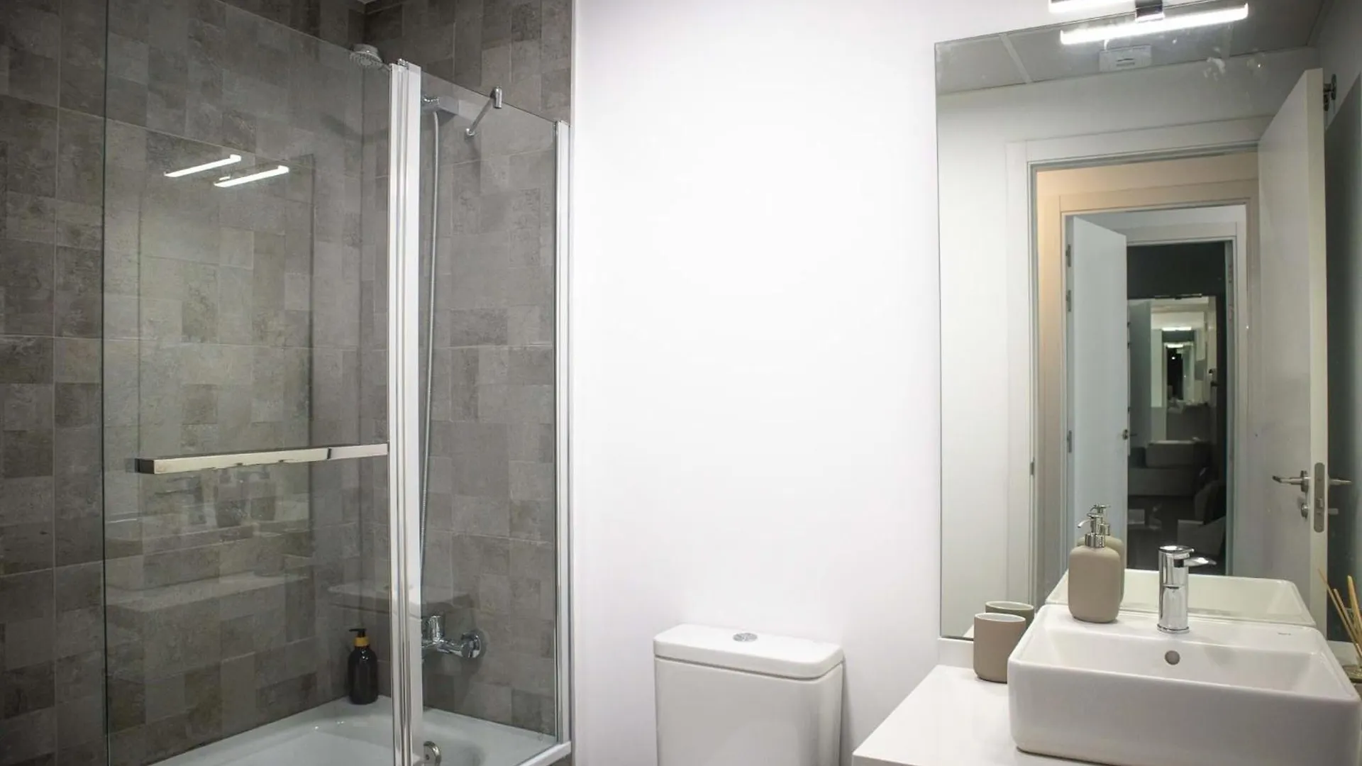 Seaside Serenity Apartment Torre Del Mar