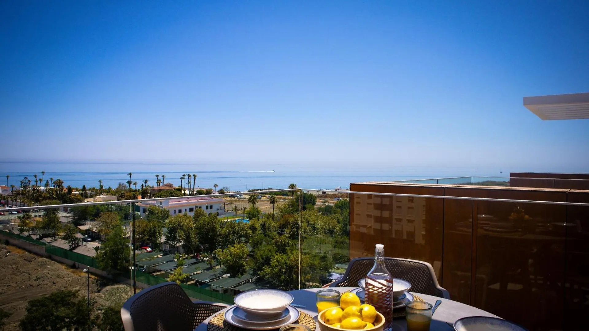 Seaside Serenity Apartment Torre Del Mar