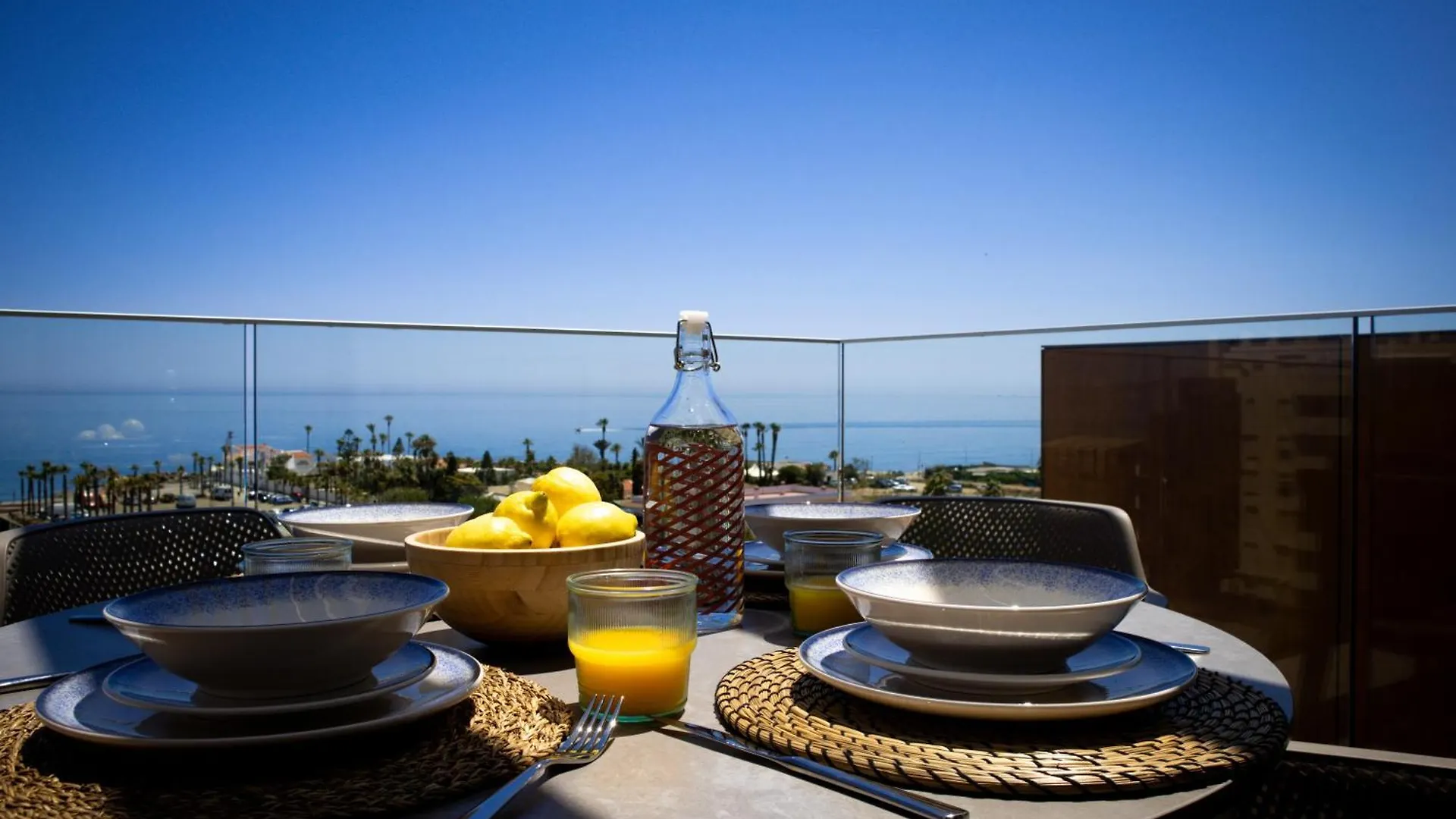 טורה דל מאר Seaside Serenity Apartment ספרד